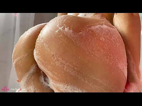 ❤️ سبزه با ارتعاش گربه خودارضایی می کند تا ارگاسم شدید در دوش گرفتن ☑ پورنو روسی در fa.liporno.ru ❤
